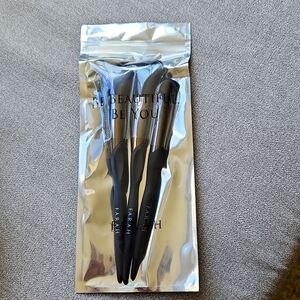 FARAH Makeup Brushes - 3 pack